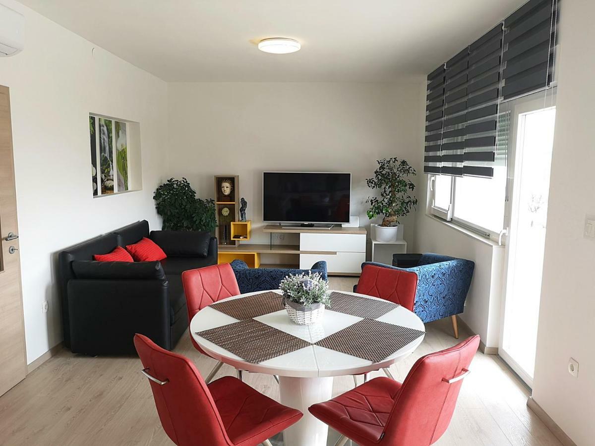 Ac Apartment With 2 Bedrooms And 2 Bathrooms-Free Private Parking Split Exteriör bild